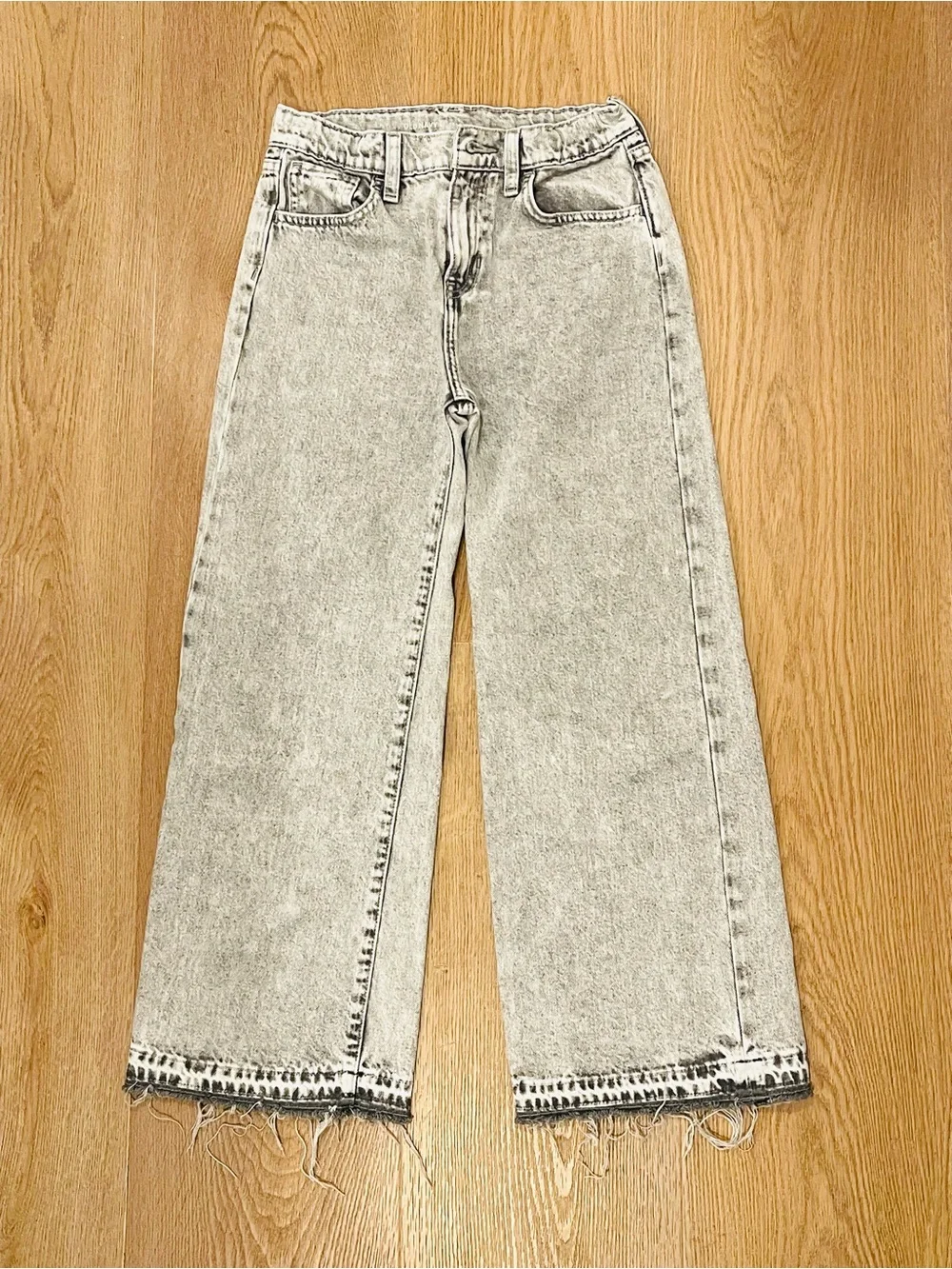Old Navy Light Gray Acid-Wash Wide Leg Jeans